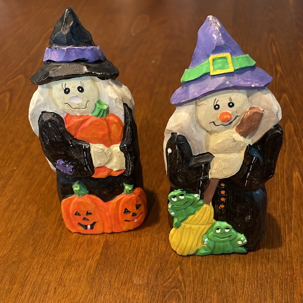 Hermitage pottery Halloween Witch Figurines with Pumpkins and Frogs